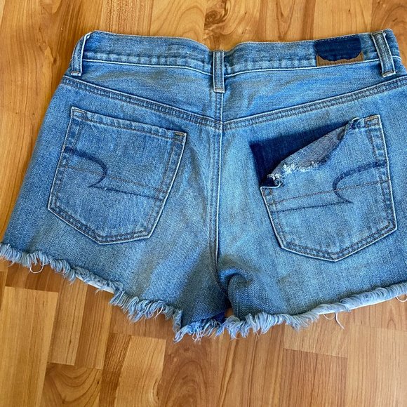 American Eagle Vintage Hi-Rise Festival denim shorts - Picture 4 of 7